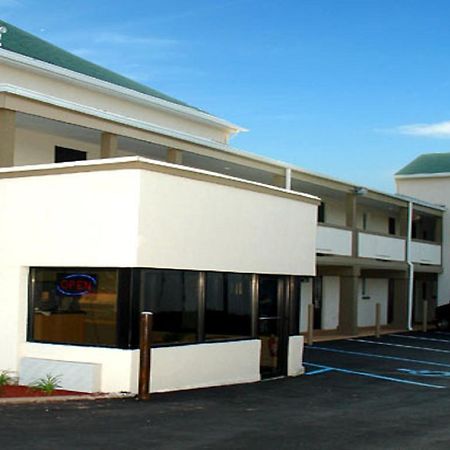 Hotel Vicenza Monmouth Junction Exterior photo