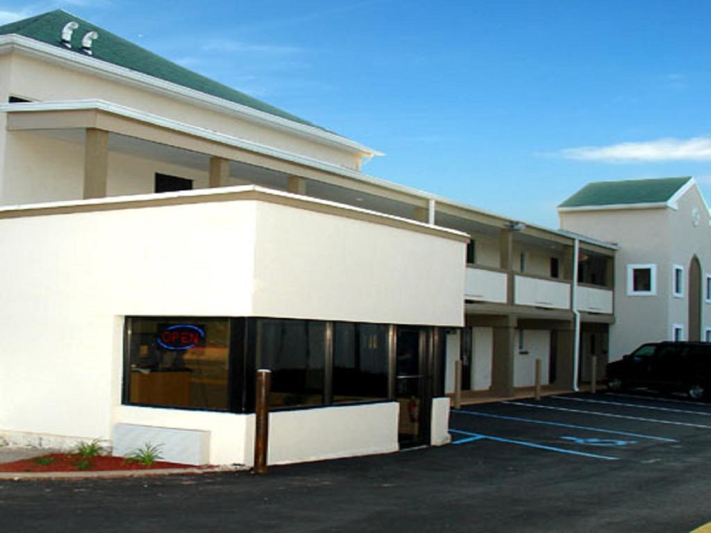 Hotel Vicenza Monmouth Junction Exterior photo